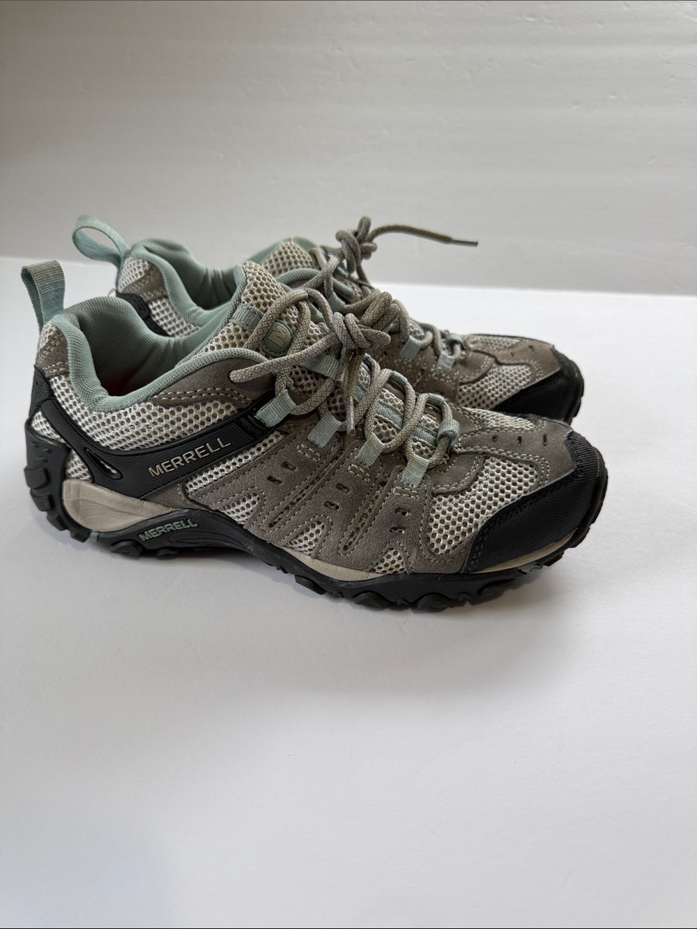 Merrell Women's Gray and Seafoam Low-Top Trail Shoes